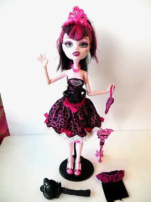 Monster High Rare Draculaura Sweet 1600 Sixteen Doll+accessoriesstand & Brush. • $64.99