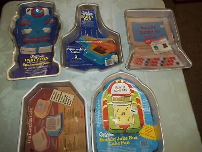 Vintage Lot Of 5  WILTON Cake Pans 70s-90s Spaceship Computer  ( LOT 25) • $39.99