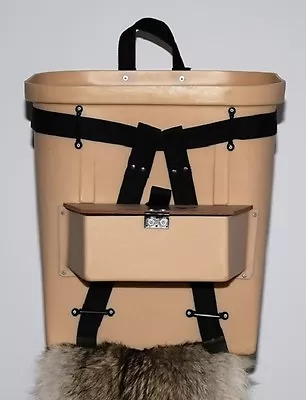 18 Inch Fiberglass Trappers Pack Basket With Compartment - Fiber Tuff • $109.95