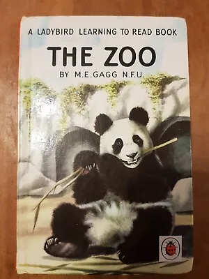 Ladybird Books Early Learning Series 563 The Zoo  • £3