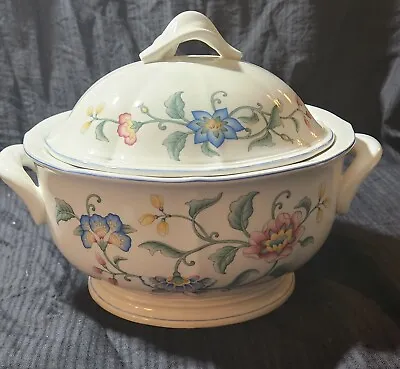  VILLEROY & BOCH - 1748 Delia Round Soup/Vegetable Tureen Bowl With Lid 8  • $89