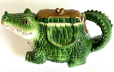 Vintage 1950's/60's Vandor Alligator Purse Figural Teapot (10 X 6 In) • $80