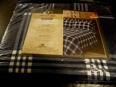 New 4 Pc TWIN Sheet Set  MOSSY OAK Navy Blue White  PLAID Xtra Pillow Cabin Dorm • $19.99