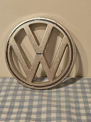 $34.95 • Buy VINTAGE OEM 1960-70's VOKLSWAGEN BUG SUPER BEETLE HOOD EMBLEM VW #113853601B