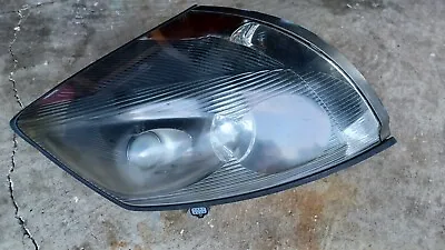 2004-2018 Volvo VN VNL VNM Halogen Headlight USED FRONT RIGHT SOLD AS IS! • $90