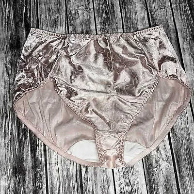 1980’s VASSARETTE Second Skin Satiny Floral Print Panties Light Pink XL 44 • $59.99