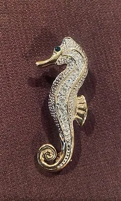 BEAUTIFUL Vintage Goldtone Clear  Colored Rhinestone SEAHORSE Brooch • $10.99