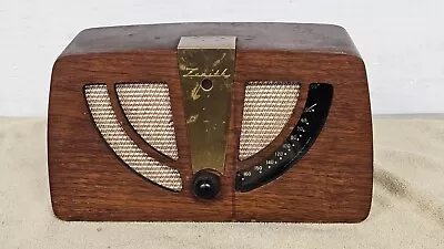 Vintage Zenith Model 6D030-Z Tube Radio ~Parts Or Repairs ~ • $30