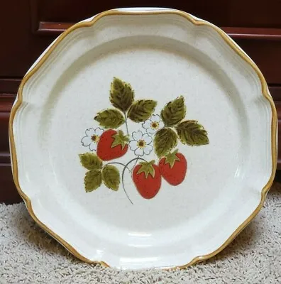 MIKASA STRAWBERRY FESTIVAL Pattern EB-801 Dinner Plate 1970 -80's • $8.50