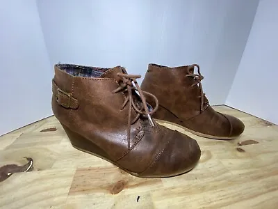 ✅Maurices ✅Cheri ✅Lace Up Shoes ✅Wedge ✅Buckle Detail  ✅Ankle ✅Brown ✅Size 8.5 • $8.99