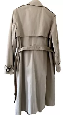 Massimo Dutti Women’s Trench • £100