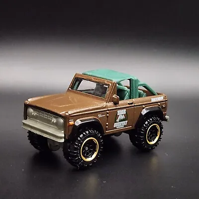 1972 72 Ford Bronco 4x4 Collectible 1/64 Scale Diecast Model Collector Car • $7.19