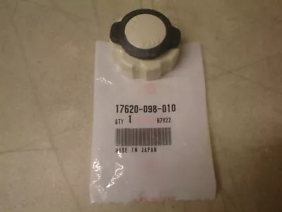 Honda OEM Fuel Gas Cap 69-71 CT70 & 70-73 CT70H Trail CT 70 17620-098-010 • $18.75