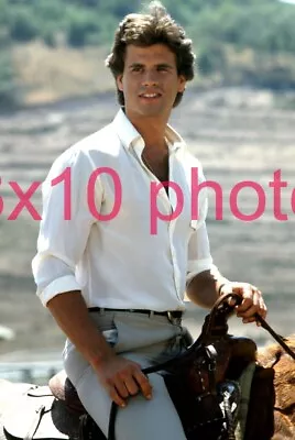 FALCON CREST #1160LORENZO LAMAS8X10 Photo • £11.08