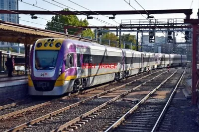 Photo  Public Transport Victoria Vlocity Class 3-car Dmu No Vl15 (led By Dmd 111 • $3.74