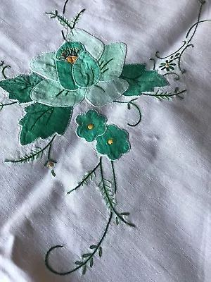 $20 • Buy Vintage Tablecloth White Green Applique SIX Napkins