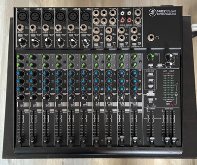£200 • Buy Mackie 1402VLZ4 14 Channel Mic/Line Mixer With ONYX Preamps