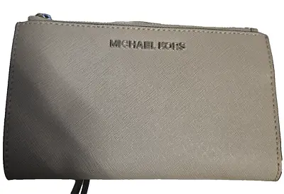 Michael Kors Jet Set Travel Large Double Zip Phone Wallet Wristlet Grey Pearl • $44.95
