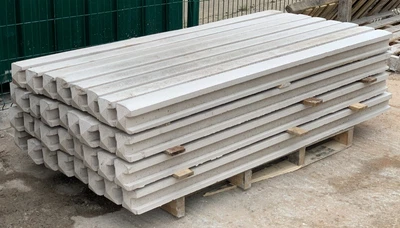 £18 • Buy Concrete 6ft Slotted Fence Post. New, Pyramid Ends.