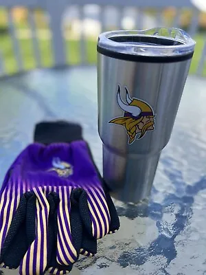 NFL Minnesota Vikings Officially Licensed 20 Oz Tumbler W/Lid & Gloves - New • $28