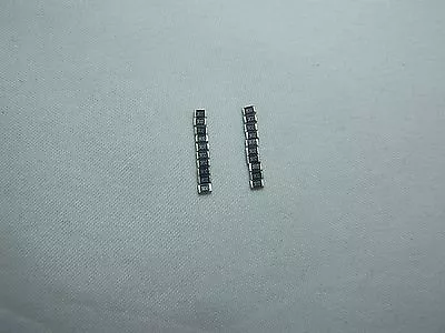 3.3 Ω Ohm (3R30) 20pcs SMD/SMT 0805 Resistors ( UniOhm ) • $2.95