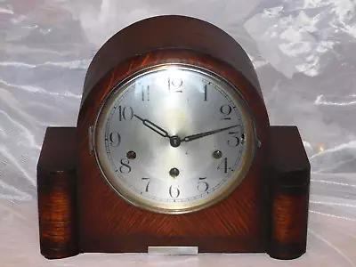 8-Day Westminster Chime Mantle Clock In Oak Case By `HALLER` In Working Order. • £26.50