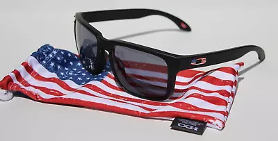 OAKLEY Holbrook Sunglasses Matte Black/Grey SI USA FLAG RARE NEW OO9102-E655 • $114.95