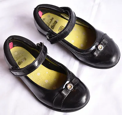 £16.99 • Buy Girl's Size 10 1/2 G Clarks Daisy Black Leather  School Shoes (no Toys)