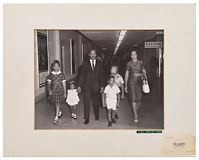 Martin Luther King Jr. And His Family Original Photo • $1809