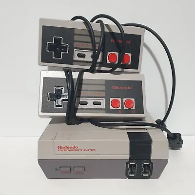 Nintendo Entertainment System (NES) Classic Mini Genuine With 30 Games With HDMI • $199