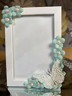 Beautiful Mint Green  Daisy Hand Crafted Butterfly Photo Frame 6x4” • £6.95