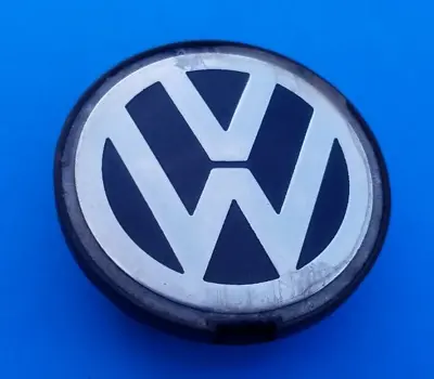 01 02 03 04 05 Volkswagen Passat Wheel Rim Hubcap Cap Center Cover Plug Oem B20 • $14.25