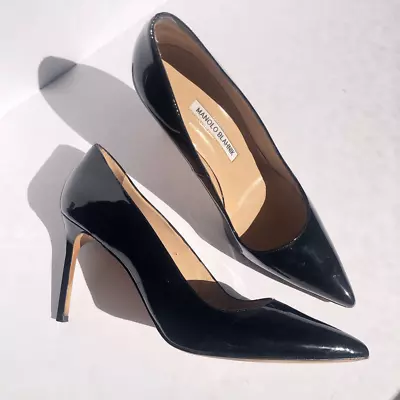 Manolo Blahnik BB Pumps Black Patent Leather Size 39.5 Pointed Toe Heels • $275