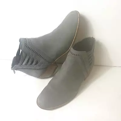 Vince Camuto Womens Bootie Ankle Zip Boots Gray Suede Size 9M Low Heel Comfort • $29.69