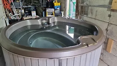 6 Person Electric Silver Hot Tub Arctic Spa £500 • £500