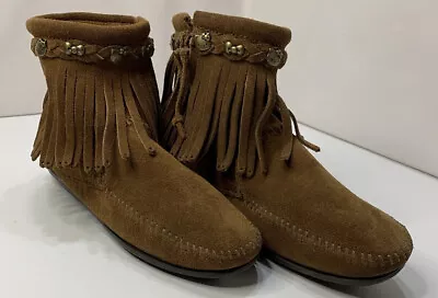 Minnetonka Ankle Bootie Moccasins Hello Kitty Brown Fringe Real Suede Brown Sz 7 • $38.99