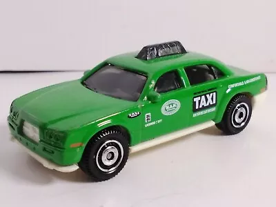 Matchbox Green Taxi Cab Die-cast Vehicle Mattel 2002  • $4