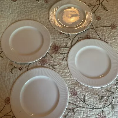 Set Of 4 Mikasa ITALIAN COUNTRYSIDE BONE 9 1/4 In Salad Plates Bone China - NEW • $40