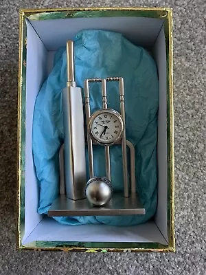 £25 • Buy Cricket Stumps Clock