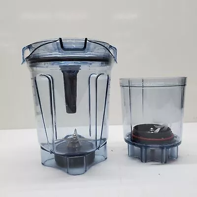 Vitamix Blender 64oz (2L) & Blender Adapter W/Lid • $22.50