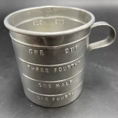 Vintage Tin Aluminum Measuring Cup W Handle Primitive Rustic Metal 8 Oz • $11.99