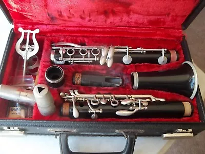 VTG LeBLANC VITO RESO TONE 3 CLARINET W MUSIC SHEET HOLDER ~ Accessories & CASE • $75