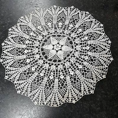 Q VINTAGE Cream  French COTTON CROCHET LACE TABLE MAT/DOILY Dollie Tray Cloth • £6.50