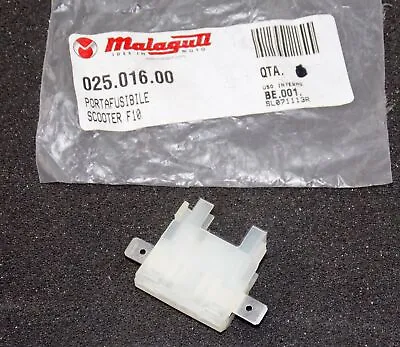 Nos Oem Malaguti Madison F10 Fuse Holder 025.016.00 • $4.99