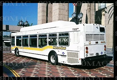 LACMTA-METRO.  NABI BUS #7000. Los Angeles (CA). Original Slide 2003. NEW-7. • $8.99