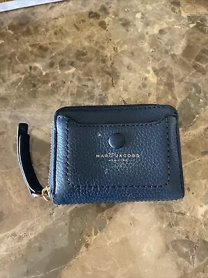 Marc Jacobs  Zip Around Mini Wristlet Leather Wallet Navy • $38