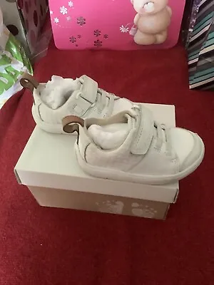 Clarks Dash Racer Toddler Leather Shoes With Box (4G) • £10