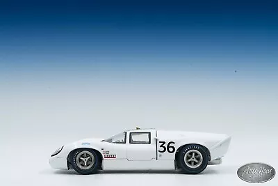 GMP 1/18 Lola Chevy T70c MKIII 1968 Silverstone International Winner #36 White • $245