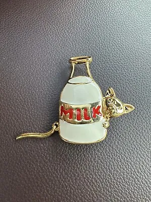$14 • Buy Cat Brooch With Milk Bottle Tail Moves Gold Tone Vintage Cute Kitten Jewelry