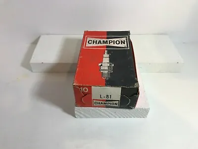 Vintage Champion Spark Plug Box Of  (10)  L81 Or L82   Foreign Cars  • $25
